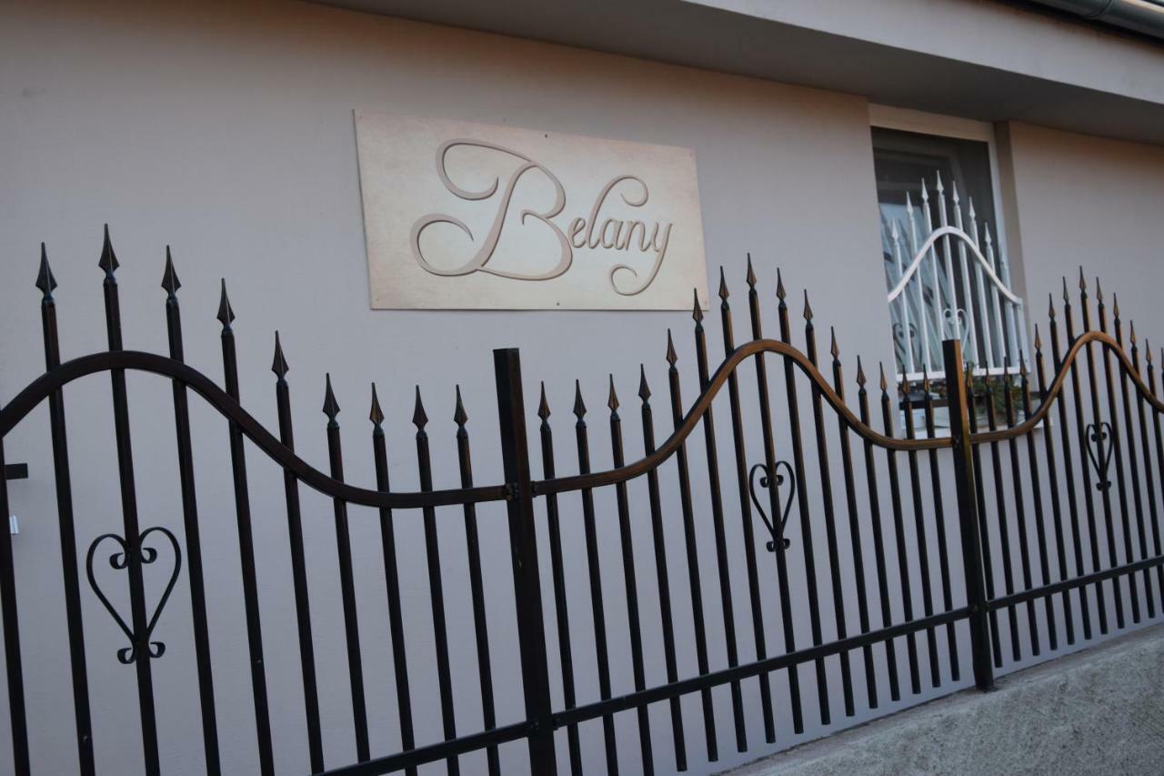 Belany Studios Veľký Meder Buitenkant foto